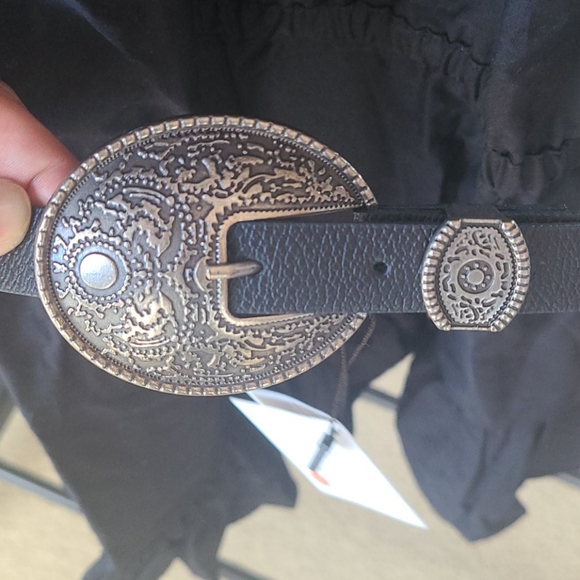 Zara Embroidered poplin dress - Picture 3 of 3